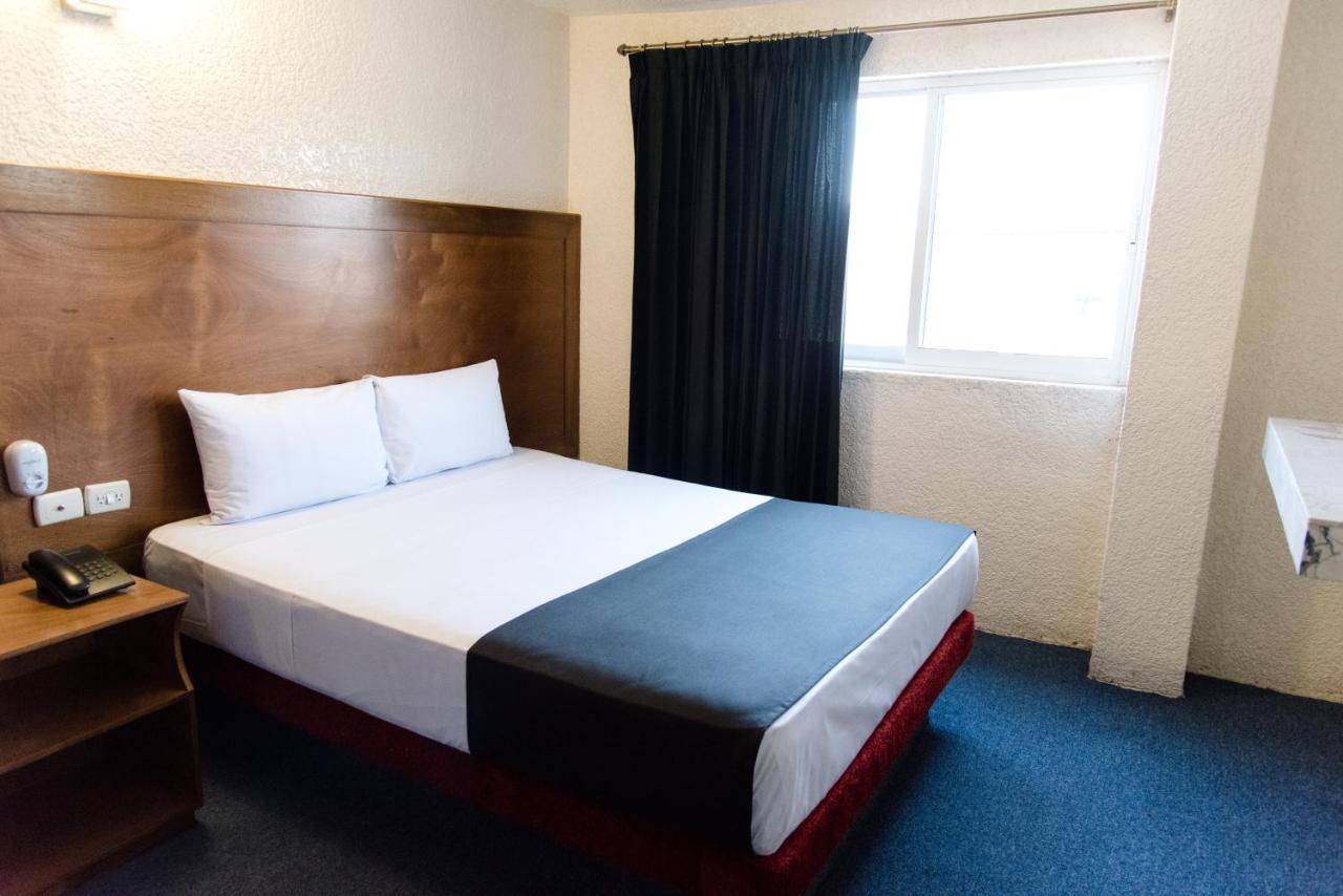 Hotel Central Irapuato - Hotel En Irapuato Kültér fotó